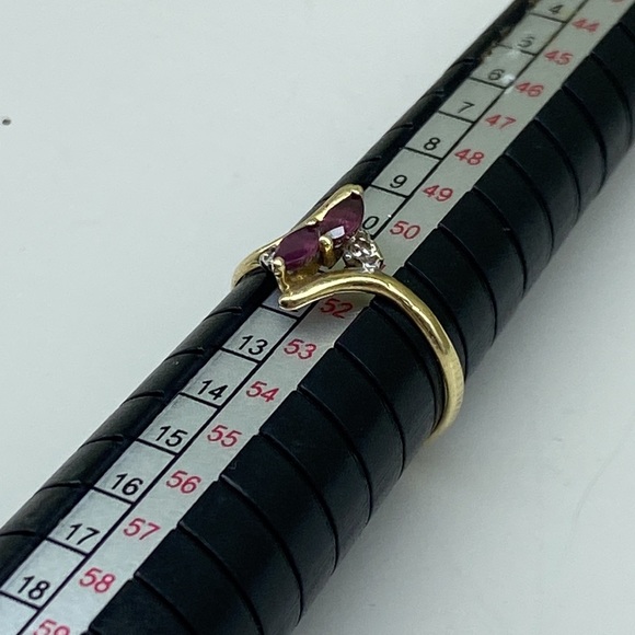 Antique Double Red Violet Spinel with Two Diamond Accents on 10K Gold Ring - Picture 8 of 14